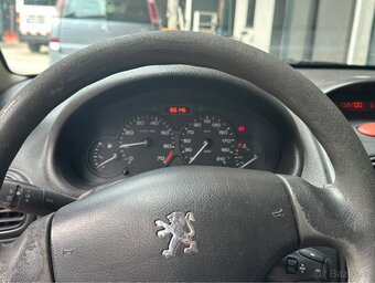 Peugeot 206 Nova STK - 8