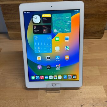iPad 5 32GB, WiFi + Cellular (12 měsíců záruka) - 8