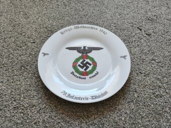 Německé porcelánové talíře - 8
