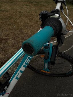 CUBE 24” dětské kolo - bílá tyrkysová - 8