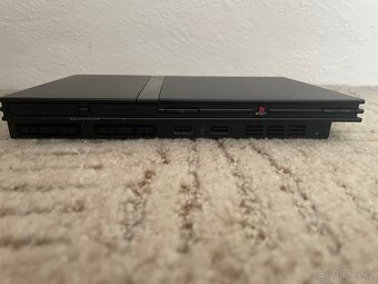 PS 2 slim s bohatým příslušenstvím - 8
