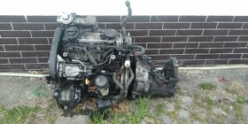 Škoda Octavia 1 - prodej v celku nebo na náhradní díly - 8