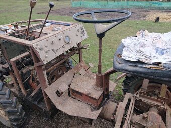 Malotraktor kloubový - 8
