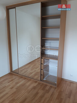 Pronájem bytu 2+kk, 41 m², Chvaletice, ul. U Kulturního domu - 8