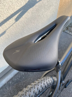Kolo Specialized Chisel HT, kola 29’’, ram M - 8