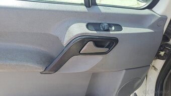 Volkswagen Crafter 2.5 TDI klima MAXI - 8