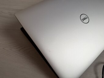 DELL Precision 5540 - 15.6",Xeon, 32GB RAM, 1TB SSD, Quadro - 8