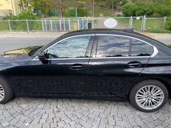 BMW 320i (2021) – perfektní stav luxery line - 8