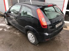 Ford Fiesta 1,4 16V Duratec 59 kW, rok 2005 - 8