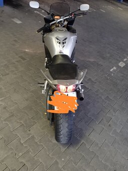 Yamaha fz1 Fazer - 8
