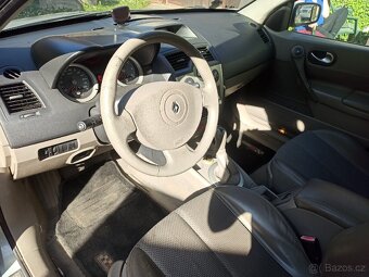 Renault megane - 8