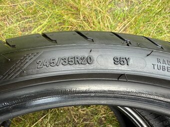 Letní DVOUROZMĚR GoodYear Eagle F1 - 245/35 + 275/30 R20 XL - 8