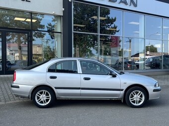 Mitsubishi Carisma 1,9 D Klimatizace - 8