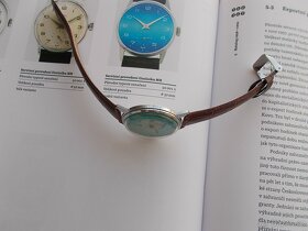 jedinecne vzacne hodinky prim traktor modry ciselnik  1960 - 8