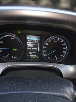 RAV4 hybrid - 8