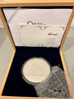Strieborné kilogramové mince ČM - 8