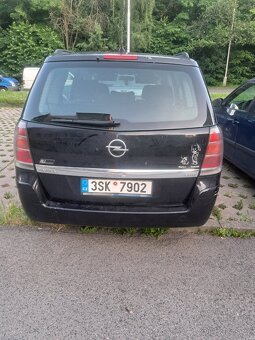 Opel Zafira - 8