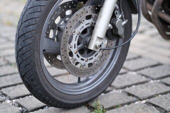 Yamaha XJ 600N - 8