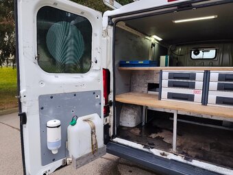 CITROEN JUMPER Servisní vůz s vestavbou  - DÍLNA/KANCELÁŘ - 8