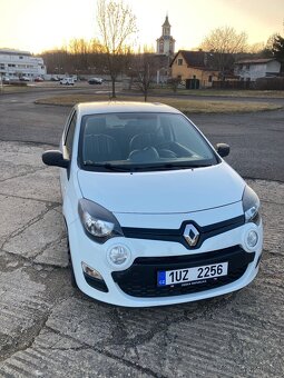 Renault twingo Facelift - 8