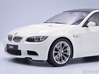 BMW M3 E92 1:12 OttoMobile - 8