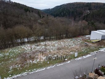 Prodej pozemky pro bydlení, 725 m2 - Lomnice, ev.č. 00018 - 8
