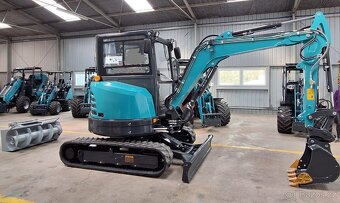 pásové rypadlo, bagr, motor Kubota - 8