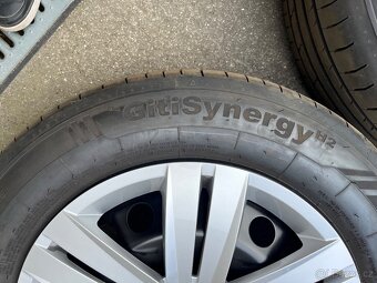 Originál VW kola 205/60 R16, nová - nájezd 300 km - 8