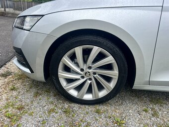 ► ŠKODA OCTAVIA IV 1.5TSI 110KW LED-NAVI-KAMERA-TAŽNÉ-ACC 18 - 8