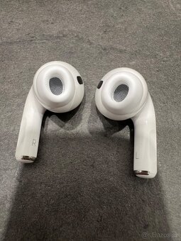 Apple AirPods pro - 8