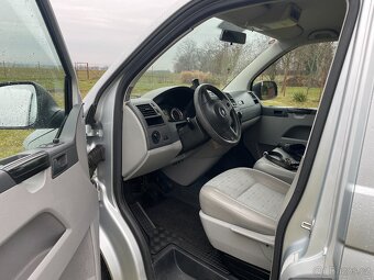 VW Transporter rok 2011, T5, 5 míst, 103 KW - 8