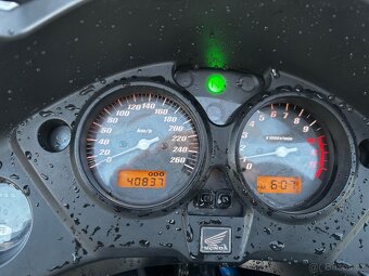 Honda CBF 1000 - 8