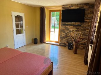 Prodej vícegeneračního domu v Břežanech u Lešan, ev.č. 00272 - 8