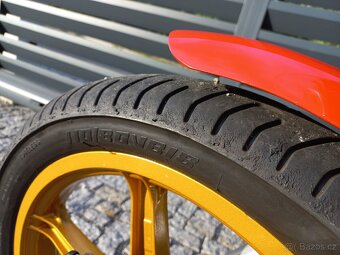 Triumph Bonneville T120R r.v.1969 s Doklady - 8