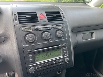 VW Touran 2.0 TDI DSG 7-míst 2004 - 8