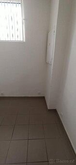 Přenechání pronajmu Komerčních prostor Ostrava - 8