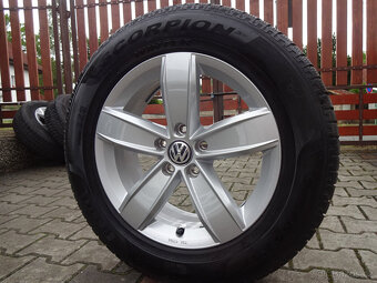 PĚKNÁ ZIMNÍ ORIGINÁL ALU 17" 5x112 pneu 215/65R17 Pirelli - 8
