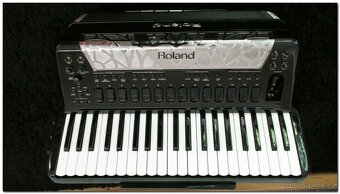 ROLAND Akordeon V-Accordion Mod. FR-8X BK s brašnou - 8