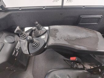 Dieselový vozík Linde H18T-01 - 8