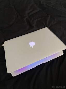 MacBook Air - 8