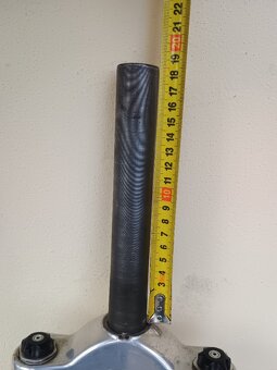 Odpružená vidlice Marzocchi Z3 Light - 8