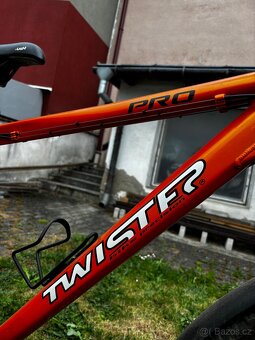 Horské kolo Twister Precision T7 - 8