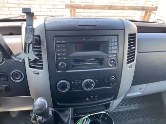 Mercedes-Benz Sprinter 316 CDI, 120kw, L2H1, 5 MÍST, r.2016 - 8