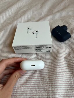 Apple AirPods generace 3 - 8