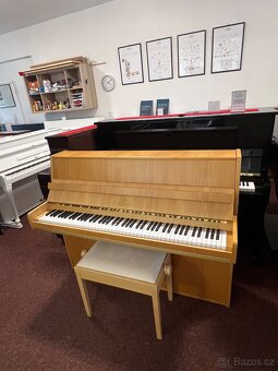 Menší piano May - Berlín se zárukou 2 roky, doprava zdarma. - 8