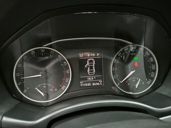 Škoda Octavia 2 facelift, combi 2,0 DSG 117k najeto - 8