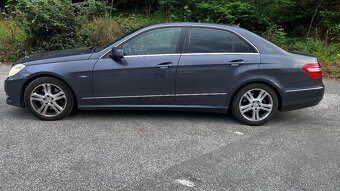 MERCEDES -BENZ E 300 CDI 4MATIC / W 212 / - 8