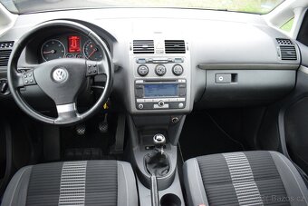 Volkswagen Touran 1,9 TDi UNITED 7MÍST,PR.SERVIS - 8