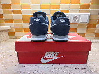 Boty Nike Md Runner 2 cena 1000,- Kč Sneakersy - 8