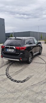 Mitsubishi Outlander 2.2DI-D automat - 8